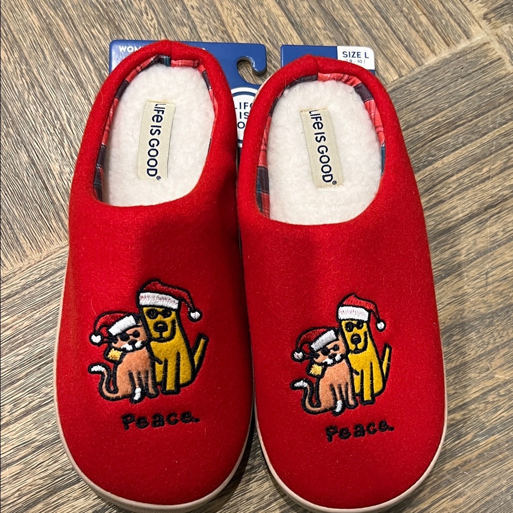 NWT Life Is Good Red Holiday Slippers